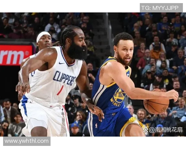 季后赛激战勇士对决快船精彩直播全程回顾与分析